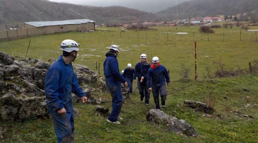 Cueva del Burro espeleología en Vegacervera