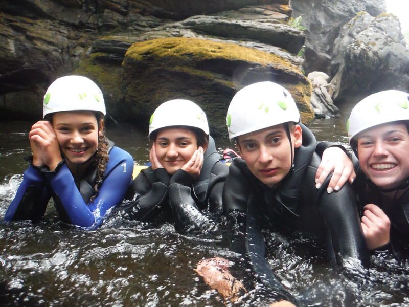  Alquiler de equipo de barrancos en León 