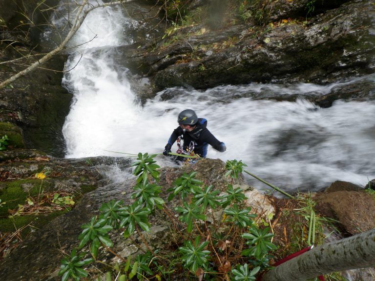 Descenso de barrancos y kayaks